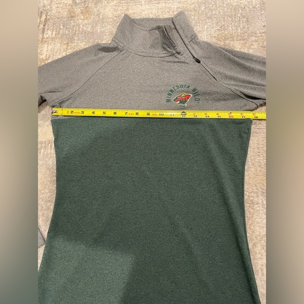 NHL MN Wild 1/4 Diagonal Zip Performance Long Sleeve Shirt Womens Size Small EUC - Picture 7 of 9